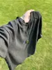 Camiseta de Verano para Hombre Gris Suave Estructura Pegajosa Cuello Redondo Manga Corta Estilo Delgado Sensación Perezosa Relajada Manga Media Rogue Americano Fresco Elástica