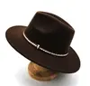 Chapéus de Lã Retrô Europeus e Americanos Outono e Inverno para Homens e Mulheres, Chapéus Jazz, Modernos e Versáteis, Personalizáveis com Logos dos Clientes