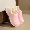 Pantuflas de algodón impermeables EVA para mujer, adecuadas para usar en casa en invierno, con forro polar añadido, una suela cómoda y acolchada, y un diseño cálido y afelpado, también disponibles para parejas y hombres, en stock ahora