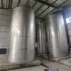 90% Novo Tanque de Armazenamento de Aço Inoxidável 304 Equipamento Vertical de Armazenamento de Líquidos 3 Toneladas 8 Toneladas 10 Toneladas Tanque de Armazenamento de Vinho de Aço Inoxidável