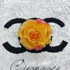 Cabezas de rosas artificiales para arreglos florales de boda, decoración de pared de fondo, materiales florales, coronas, macetas de flores, rosas de té al por mayor, flores artificiales
