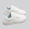 Tênis brancos casuais para homens, novos tênis de sola grossa outono 2026, sapatos esportivos versáteis KS8882, tênis brancos McQueen