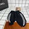 Tong Chenchen Mamá Ropa para niños de hombres Pantalones deportivos de dos barras para jardín de infantes Pantalones largos Pantalones deportivos Pantalones casuales sueltos