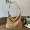 2026 Nova Bolsa de Ombro/Axila Feminina Tendência Coreana Nicho Moda Outono e Inverno Versátil Bolsa Tote para o Dia a Dia