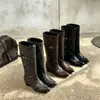 Nuevas botas de caballero vintage para otoño e invierno para mujer, con hebilla de cinturón y diseño de retazos, botas de caña alta con tacones gruesos y puntera cuadrada, botas versátiles hasta la rodilla
