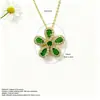 Pingente de Colar Flor de Cinco Pétalas de Zircônia Colorida Banhado a Ouro Cobre Moda Feminina Elegante Luxo Leve Floral em Formato de O Colar Atacado