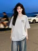 Camiseta de Manga Corta Street Style Hong Kong Verano Chic 2026 para Mujer, Estampado de Dibujos Animados Diseño Americano, Top de Algodón Puro para Pareja
