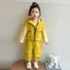 Conjunto de Ropa para Niñas, Nuevo Estilo Primavera y Otoño 2026, Versión Coreana de Moda, Chaleco de Trabajo para Bebé, Conjunto Deportivo Casual, Moderno