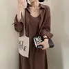 Conjunto de Duas Peças para Mulheres - Vestido Camisola Sexy com Temperamento Retrô Francês Redutor de Idade + Camisa Outerwear - Coleção Primavera/Verão 2026