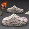 Pantuflas de Algodón Impermeables para Mujer Que Se Pueden Usar Afuera, Nuevo Modelo de Invierno, Pantuflas Cálidas de Algodón con Suela Gruesa Antideslizante de Eva para el Hogar, Modelo Floral para Hombre