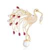 Nova broche de peixe animal Garça Branca pérola de água doce nicho transfronteiriça criativa micro cravejado zircônia broche de lapela pin de roupa
