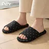 Novas Pantufas de Tecido Antiderrapante com Bolinhas para Casa e Uso Externo, Confortáveis, Versáteis, Estilo Japonês, Silenciosas para Pisos de Madeira, Pantufas de Verão para Mulheres