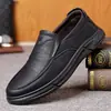 Zapatos mocasines de la marca Dragonfly para hombres de mediana edad y mayores, mocasines de cuero para hombre de estilo business casual