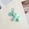 Estilo ins llavero colgante de bola de acrílico para perro pequeño regalo color amor artículo comercial colgante para coche bolsa