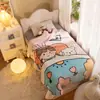 Manta de Terciopelo de Dibujos Animados de una Sola Capa de Franela Multifuncional Pequeña Manta Puede Usarse para Siesta en Todas las Estaciones, Manta Pequeña para Niños con Bordes Pequeños