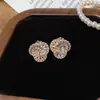 Brincos de Presilha Flor Redonda com Zircônia Banhados a Ouro 18K Real para Mulheres Sem Orelhas Furadas, Brincos de Luxo Leve Estilo Minimalista de Alta Qualidade