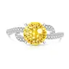 Douyin Venta Caliente Colorido Gema Fuego Artificial Corte Torcido Brazalete Anillo Mujeres Súper Brillante Diamante de Alto Carbono Chapado en Oro Real Anillo de Dedo Transmisión en Vivo Dropshipping