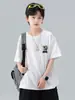 Camiseta de Verão Manga Curta para Meninos 2026 Novo Estilo Camiseta de Verão Manga Meia Manga para Crianças Maiores Top com Sensação de Gelo para Meninos Camiseta Tendência Atacado
