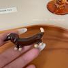 Clip de borde de flequillo divertido lindo perro salchicha para niños diseño de nicho alto valor corazón de chica dulce versátil clip lateral de pico de pato