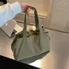 Bolsa Tote Grande de Nylon Feminina Leve Impermeável Multicompartimentos Ombro Único de Mão Bolsa para Trabalho Deslocamento Compras Versátil