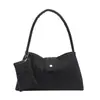 Bolsa Tote Fashion e Simples 2025 Outono Nova Grande Capacidade Bolsa de Ombro para o Dia a Dia Moda Tecida Dupla Bolsa de Mão