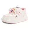 Tenis para niñas, nuevo estilo primavera y otoño 2026, zapatos de entrenamiento para estudiantes, suela ligera y suave, zapatillas para correr para niños medianos y grandes.