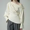 Camisa de Manga de Campana Asimétrica con Cuello Abierto, Diseño Delgado, Ropa de Trabajo para Mujer