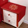 Tela Cubierta para Mesa de Noche Boda Gama Alta Toalla a Prueba de Polvo Decoración Festiva Habitación de Boda Mantel Rojo Arte Latte Suministros de Boda