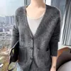 Cardigan de Lã 100% Pura com Decote V Outono/Inverno 2025 Feminino Tricotado com Fio Floral Bolso Peça de Fora Suéter Lã Solta Peça de Fora