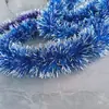 Nuevas cintas navideñas coloridas de tejido denso con borde de cuadros, cintas de oropel y guirnaldas para decoraciones de fiestas navideñas