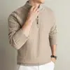 Suéter de Punto Transpirable de Estilo Old Money Italiano con Cuello Alto y Media Cremallera para Hombre, Otoño 2026, Ropa de Punto Cálida y Casual