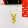 Nuevo Collar de Rama Dorada y Hoja de Jade con Seis Perlas Completamente Diamantadas para Mujer, Moda de Lujo Ligero Versátil Temperamento Juego de Cadena para Clavícula Microincrustada Venta al por Mayor