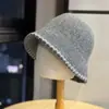 Chapéu de pescador retrô simples para mulheres, outono e inverno, com costura de alta qualidade e acabamento em renda, faz o rosto parecer menor, chapéu bucket estiloso e versátil