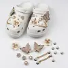 Modelo Nuevo Transfronterizo Adecuado para Zapatos con Agujeros Accesorios para Zapatos Hebilla de Zapato DIY Cadena de Perlas Decoración de Mariposa Hebilla de Zapato Extraíble