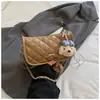 Bolso de cadena acolchado estilo Chanel para mujer, nuevo bolso de moda para hombro o axila, bolso cruzado simple para el día a día, bolso de media luna