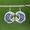Joyería de Estilo Étnico de Yunnan Plata Miao Incrustada Hecho a Mano Batik Pieza de Bordado Antiguo Pendiente Pendiente Forma de Abanico Étnico Retro Artístico