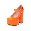 Sapatos Mary Jane, Saltos Altos para Mulheres, Novo Modelo 2022, Couro Envernizado, Design em Forma de Coração, Bico Quadrado, Sola Grossa, Salto Bloco, Sapatos de Salto Único Estilo Francês