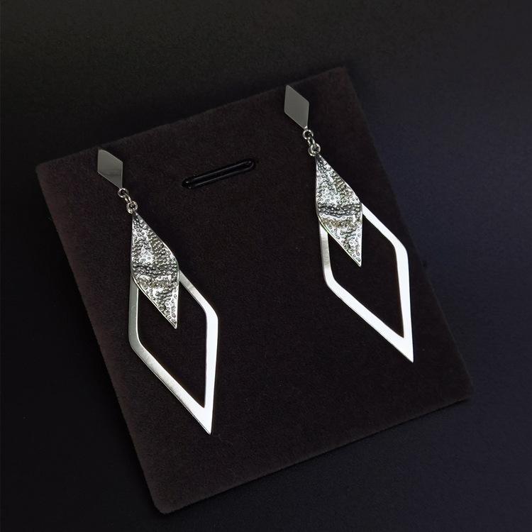 ED600868菱形耳钉