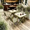 Combinación de Mesa y Sillas de Aleación de Aluminio y Madera-Plástico para Patio Exterior para Cafetería, Bar, Cafetería, Restaurante Occidental