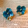 Pendientes Vintage de Segunda Mano Aguja de Plata Plisado Corazón Rojo Pendientes de Metal Pendientes Personalizados Retro Fabricante Venta al por Mayor