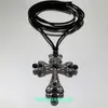 Collar con Colgante de Cruz de Resina y Circonita Artesanía Pesada Cadena para Clavícula de Temperamento de Alta Gama Joyería Versátil de Temperamento Nicho para Mujeres