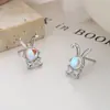 Aretes de Luna de Conejo para Mujer Plata de Ley 925 2022 Nuevo Diseño de Nicho Sentido de Diseño Clavo de Hélice Auricular Joyería de Oreja Elegante para Instagram