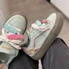 Zapatillas Deportivas Ligeras con Suela Gruesa de Diseño de Nicho para Mujer Otoño 2024 Nuevas Tendencia Versátiles Retro Deportivas Versátiles Zapatos Casuales