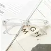 Óculos de Leitura com Armação Preta e Filtro de Luz Azul para Estudantes, Adequado para um Visual Natural, Armação Quadrada, Efeito Emagrecedor para Rostos Grandes, Sem Grau