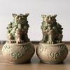 Artesanías de Resina de León del Sur Decoración para el Hogar Sala de Estar Par de Leones Pequeños Adornos Artesanía Creativa China Regalos para Protección del Hogar
