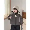 Ropa Infantil Huzhou Zhilu Ropa de Algodón Infantil Chaquetas Gruesas Calientes Acolchadas de Invierno para Niñas Ropa de Algodón Floral con Lazo