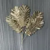 Flores Plásticas de Casamento, Flores Douradas, Decoração de Hotel para Casamento, Balde de Bênçãos de Ano Novo, Arranjo de Flores com Frutas de Azevinho, Venda Direta da Fábrica