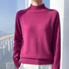 Suéter de lana 100% pura con cuello alto medio para mujer, en un suave color rosa, de corte holgado, diseño sencillo, adecuado para el uso diario y se puede usar como capa interior