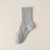 Calcetines de hombre desodorantes absorbentes de sudor primavera y otoño cuatro estaciones calcetines de algodón calcetines deportivos para mujer al por mayor