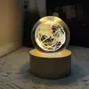 Explosiones transfronterizas Bola de cristal luminosa USB 3D tallada Regalos creativos Adornos de escritorio Bola de cristal Luz nocturna